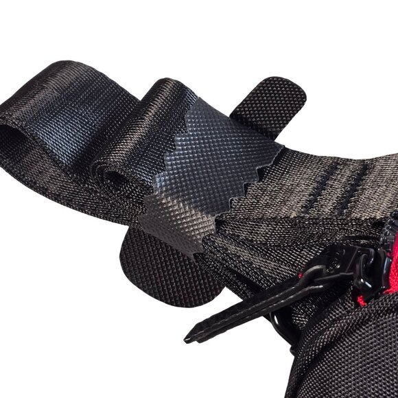 Robert Graham Exclusive Superman Duffle Bag - Picture 3 of 9